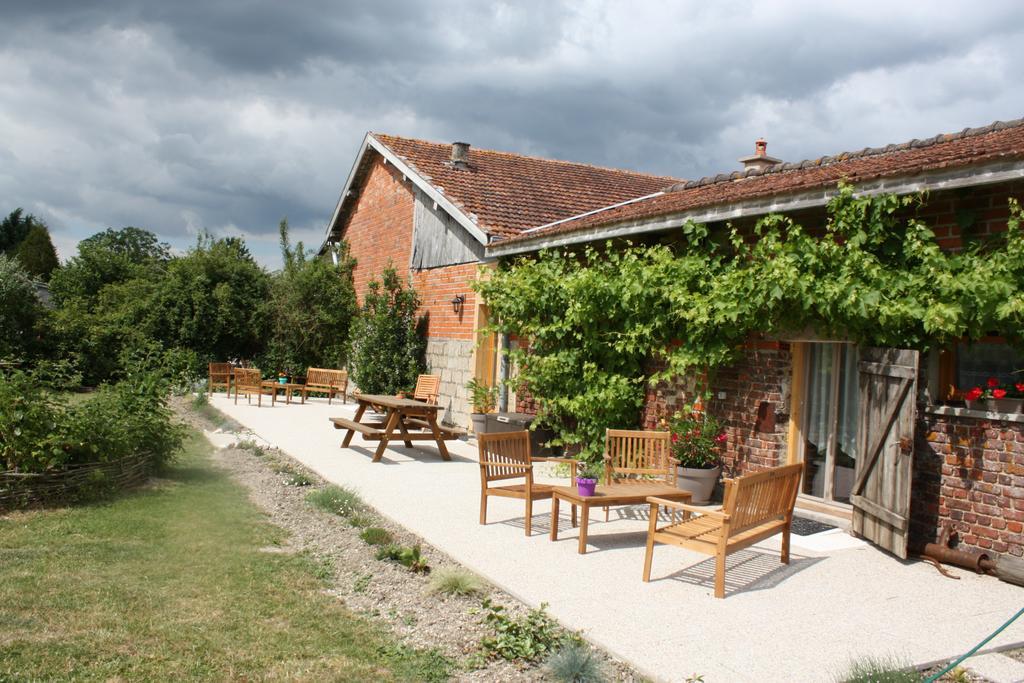 Bed and Breakfast Au Passage Des Grues Drosnay Pokoj fotografie